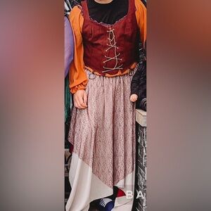 HOCUS POCUS - Mary Sanderson